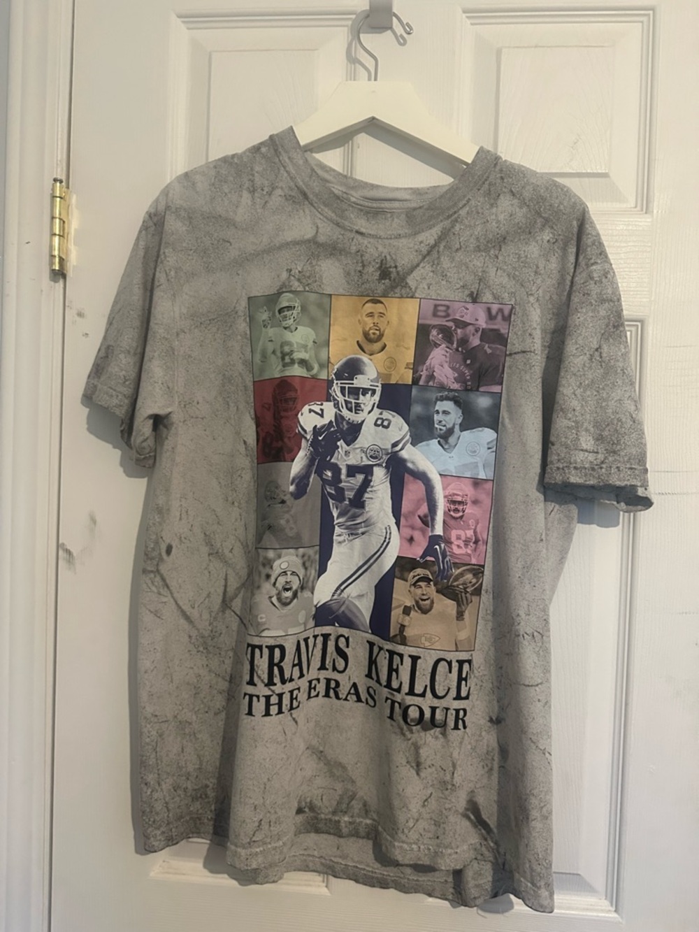 Travis Kelce The Eras Tour Graphic Men's T-Shirt - Gray Size L